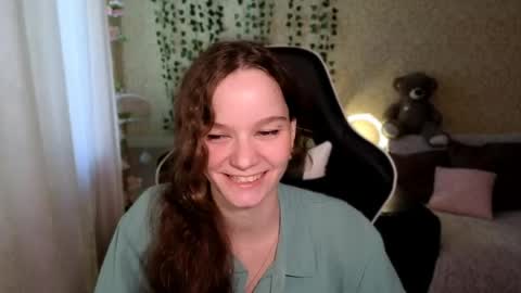 Stephanie online show from June 6, 4:29 am