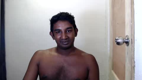 rayvienn online show from July 28, 2:24 pm