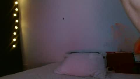 porcelainlux online show from June 28, 3:13 am