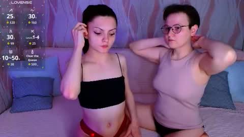 Ana and Tati online show from June 16, 10:03 pm