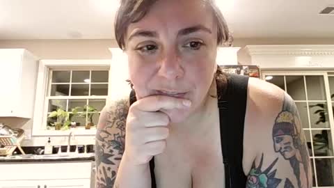 pornwatchingcouple online show from June 25, 1:46 am