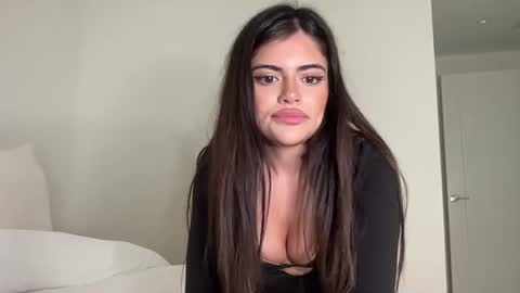 Selena online show from June 25, 12:40 am