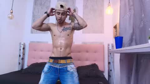   online show from June 27, 11:49 am