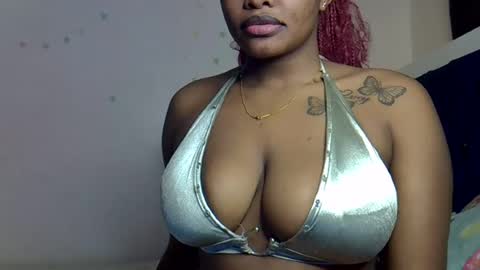 pretty_daina3 online show from July 21, 6:43 pm