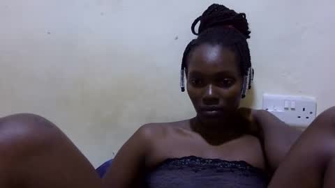 pretty_leila1 online show from May 10, 9:04 am