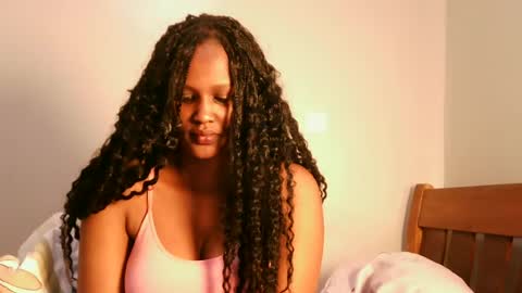 prettykeilaa online show from July 7, 10:52 am