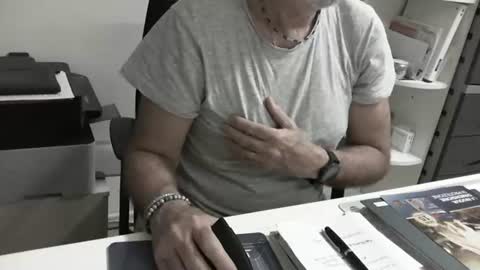mature hairy guy online show from May 27, 4:04 pm
