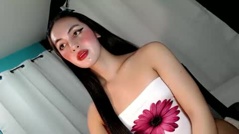 queen_danaya online show from April 23, 2:52 am