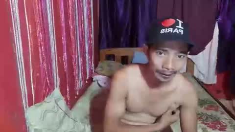 Raffyhardcock4u online show from May 12, 5:16 am