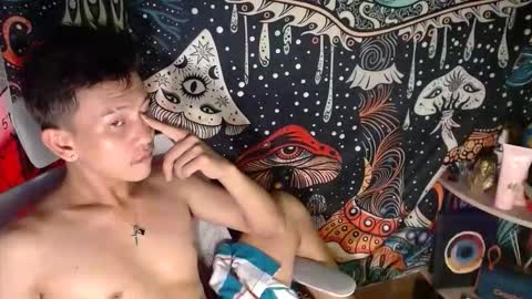 ralfhuge24 online show from May 27, 1:57 am
