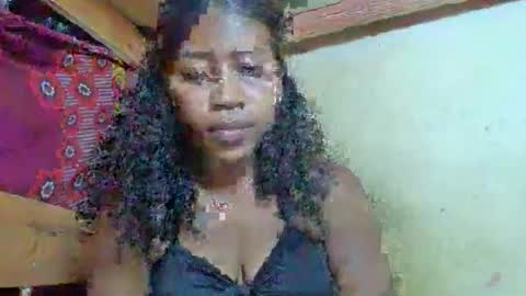Rasoaa online show from May 25, 1:28 pm
