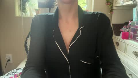 rashberrybussy online show from June 20, 3:40 pm