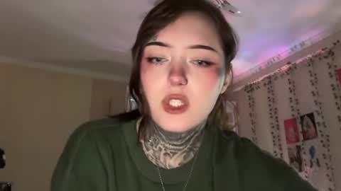 raven_armor online show from June 13, 6:40 pm