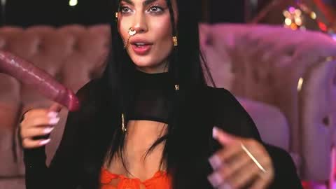 Lav online show from May 7, 7:42 pm