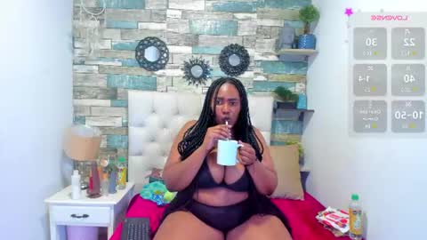 ravennova_ online show from July 14, 4:34 pm
