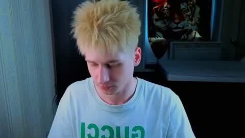 rayondovwson online show from July 31, 4:41 pm