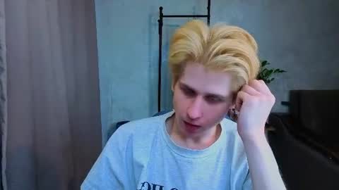 rayondovwson online show from July 12, 6:44 pm