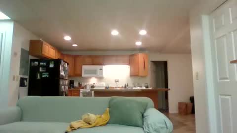 realmman86 online show from January 2, 6:29 am