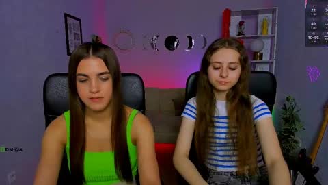rebecca_smile_ online show from May 28, 12:25 pm