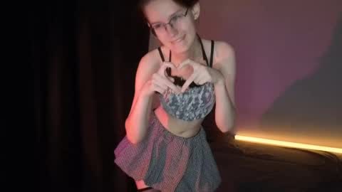 Claire online show from May 14, 8:51 pm