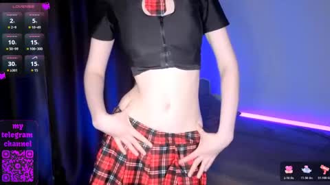 Claire online show from May 4, 7:31 pm