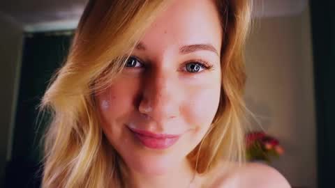Emma online show from May 22, 2:46 pm