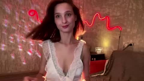 riana_razz online show from June 25, 8:19 am