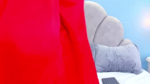 riley_dolly online show from May 25, 5:57 am