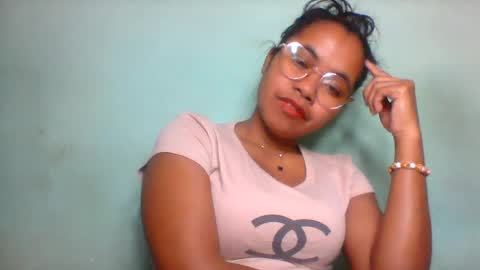 rinah856024 online show from July 28, 4:39 pm