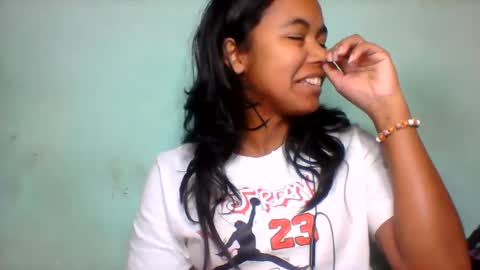 rinah856024 online show from July 24, 6:16 pm