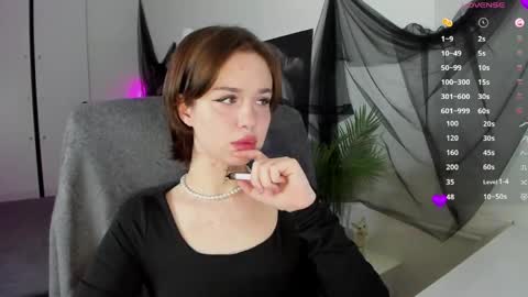 Alice online show from May 12, 8:51 pm