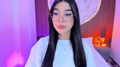 Rose online show from May 25, 2:34 pm