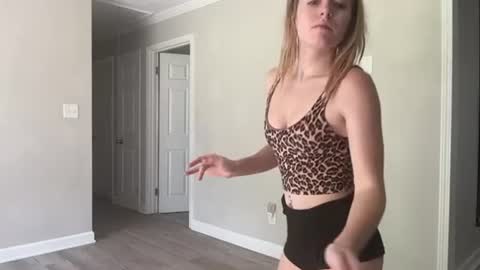 roslyn online show from July 21, 6:54 pm