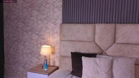roxana sins online show from May 20, 2:01 pm