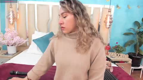 RubbyTaylor online show from May 4, 2:34 pm