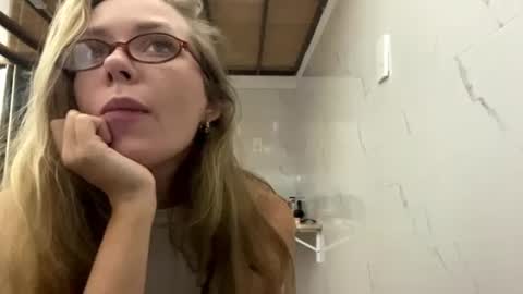 KaY online show from July 3, 11:26 am