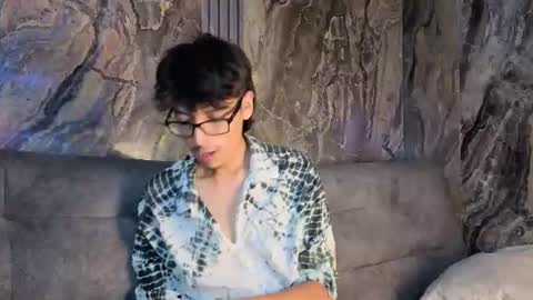 ryann_wolf online show from July 19, 4:04 am