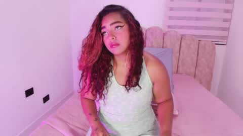 s_sofia_ online show from June 6, 7:20 pm