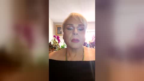 sabrinalong9999 online show from July 11, 10:46 pm