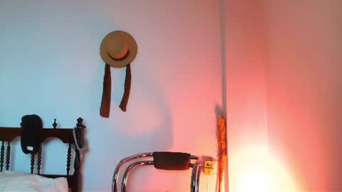 Sindy Scott online show from June 25, 7:08 pm