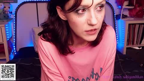 Kanra online show from December 18, 9:51 pm