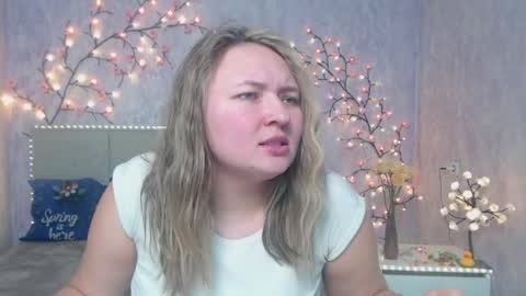 Sally online show from May 4, 7:31 pm