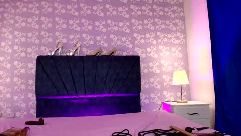 salome_simonz online show from May 21, 10:38 pm