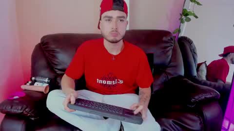  Salvatore online show from June 1, 7:37 pm