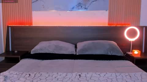 samantha_moons online show from June 2, 11:51 pm