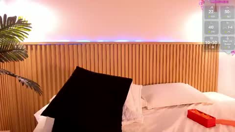 samantha_sra_ online show from July 2, 3:23 am