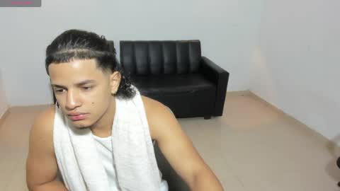 samxx_muscle online show from June 3, 1:36 pm