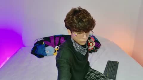 Sammy online show from July 11, 2:27 am