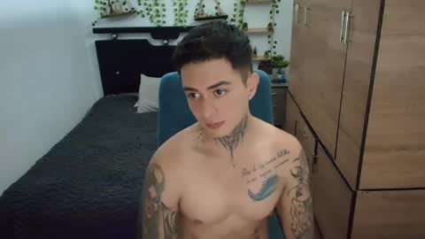 santi_ss online show from May 13, 12:42 am