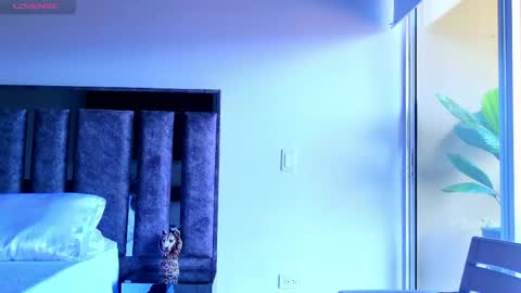 Santiago Seans online show from May 1, 4:45 pm